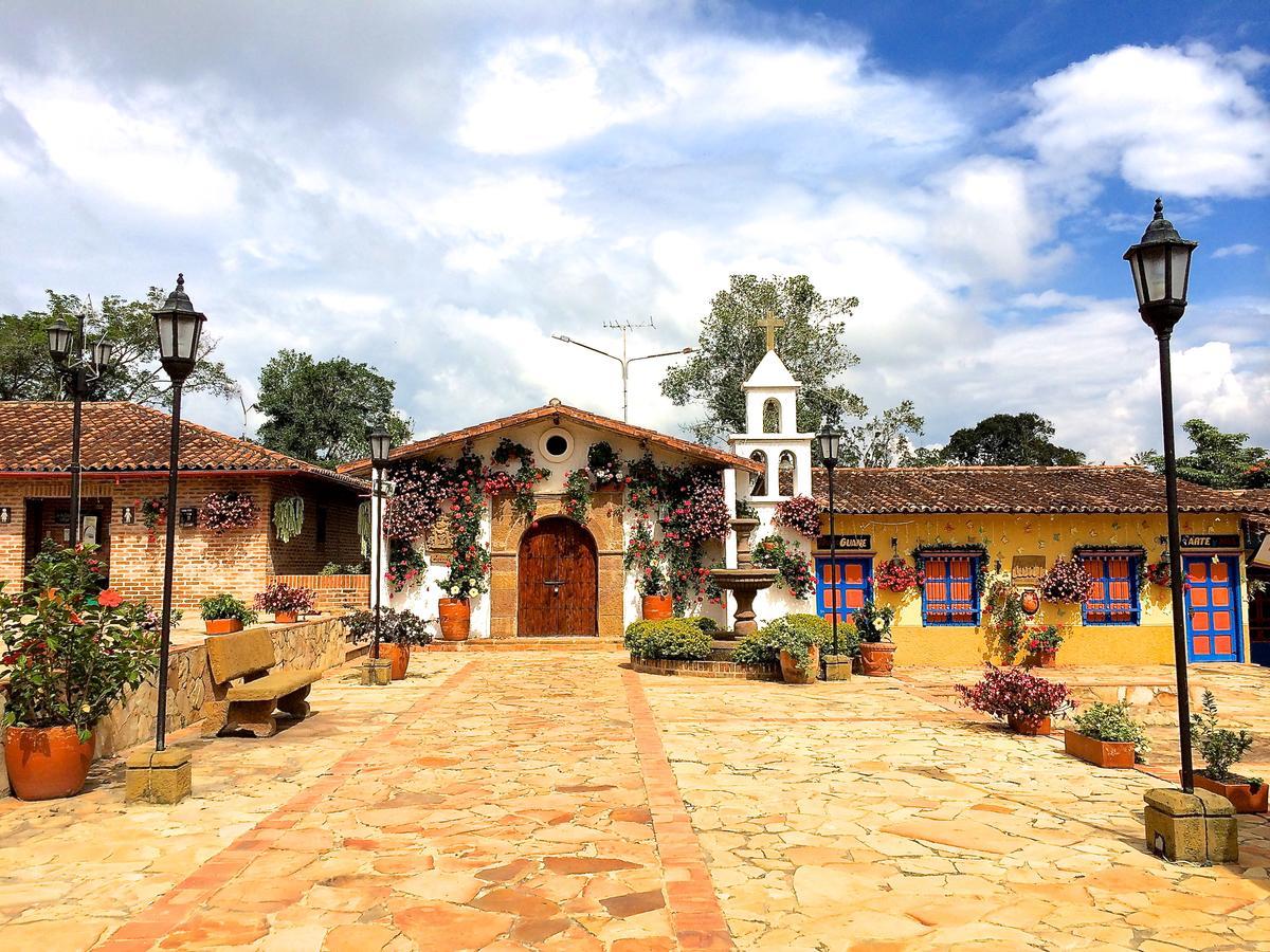 Cabanas La Carolina - Mesa De Los Santos Exterior foto